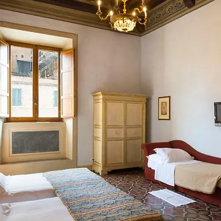 Szálloda Palazzo Ravizza Siena