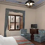 拉维佐宫酒店 3*