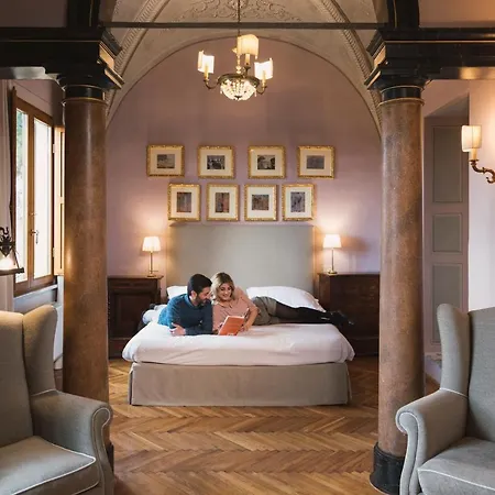 Palazzo Ravizza 3* سيينا